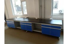 東營石油大學(xué)實(shí)驗(yàn)臺安裝完成